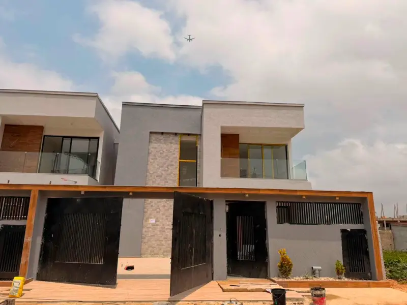 DUPLEX A VENDRE