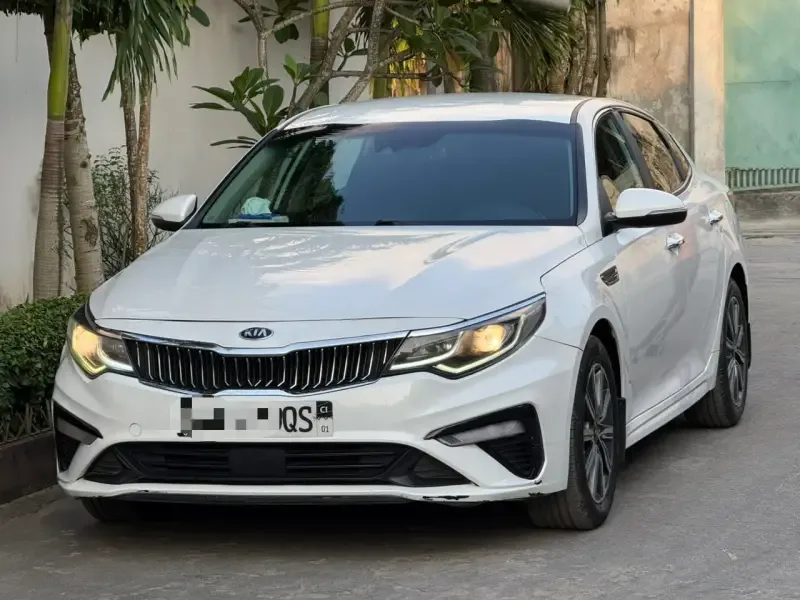 Kia optima en vente