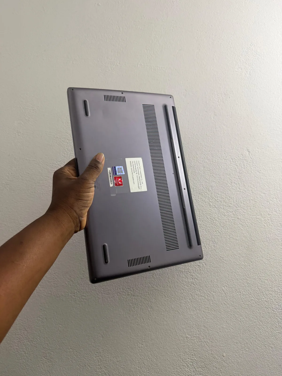ORDINATEUR PORTABLE HUAWEI RYZEN 7