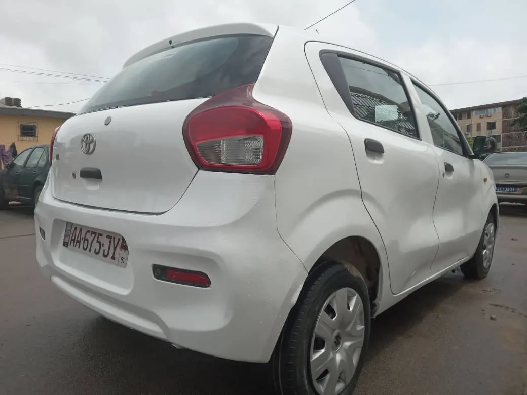 Toyota vitz en vente