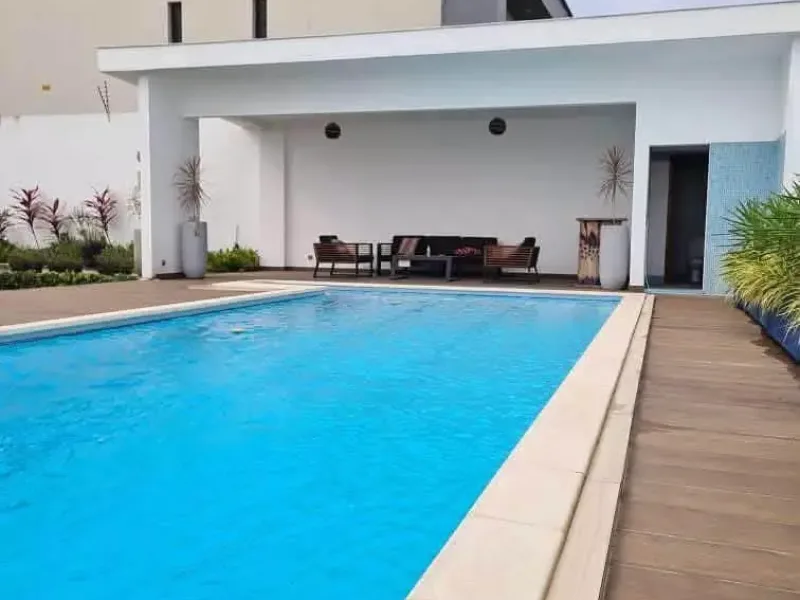 VILLA CALIFORNIENNE A LOUER