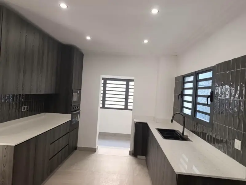 ENTREPOT FRIGORIFIQUE A VENDRE
