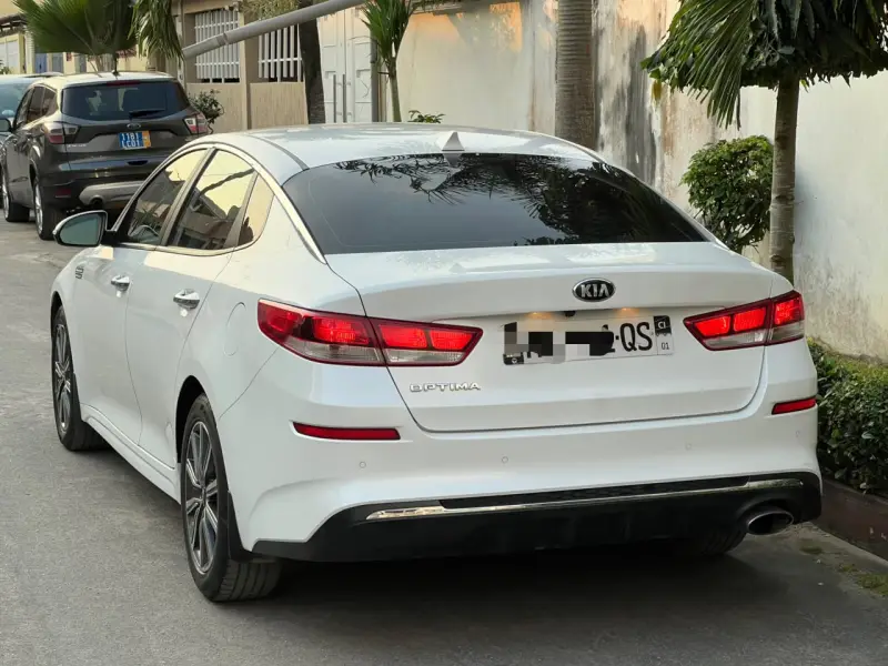 Kia optima en vente