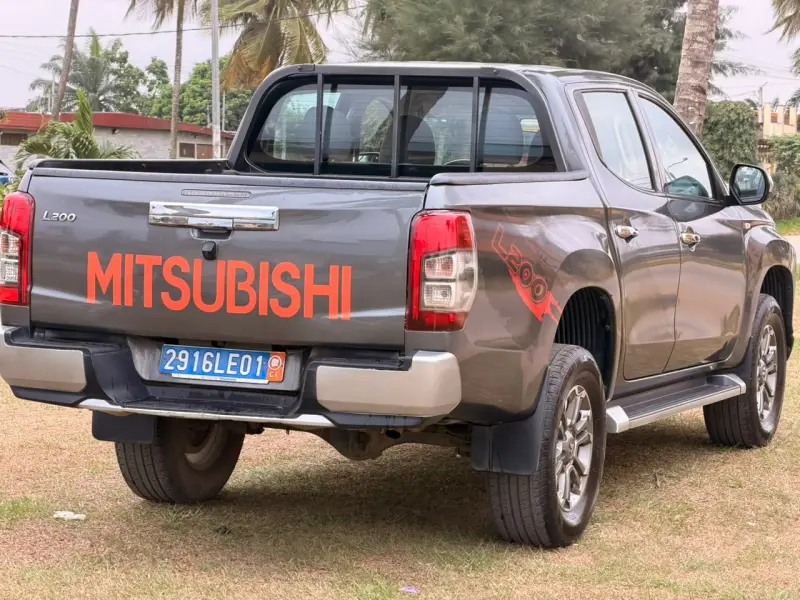 Mitsubishi L200