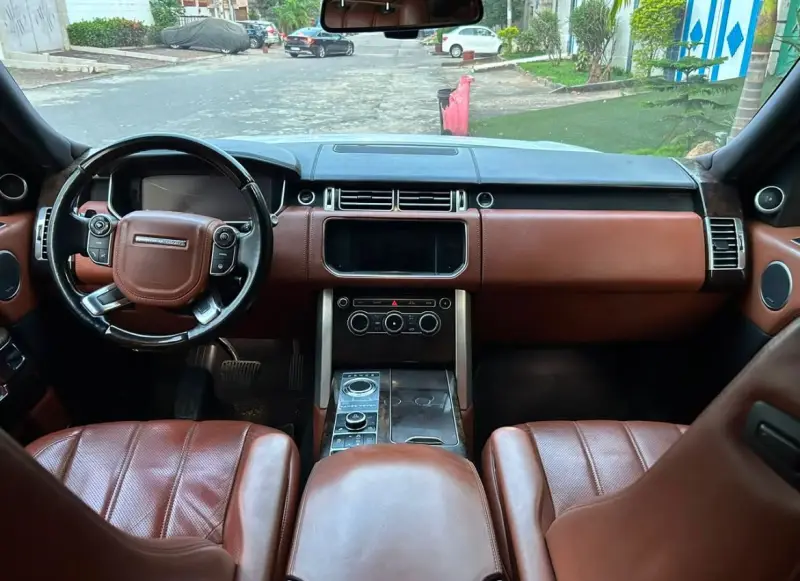 RANGE ROVER VOGUE 2013 Essence - Automatique - V6