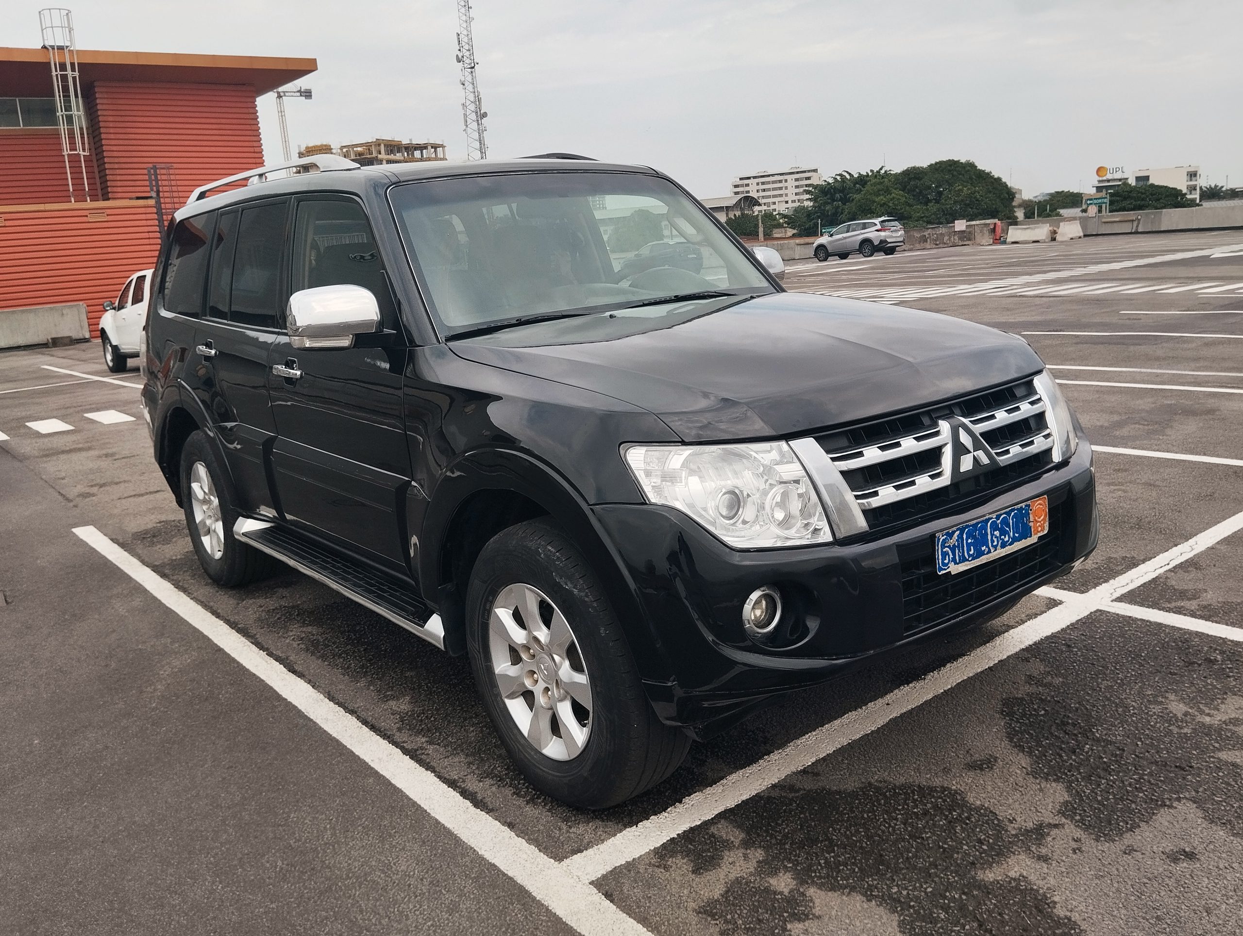 Mitsubishi Pajero année 2015 7 places assises