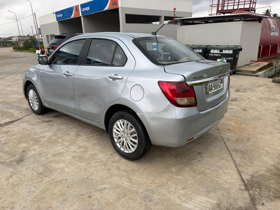 Suzuki dzire en vente