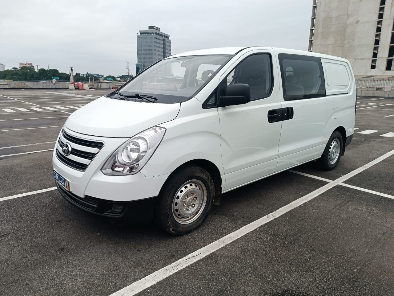 Fourgon hyundai H1 diesel manuel de 2026